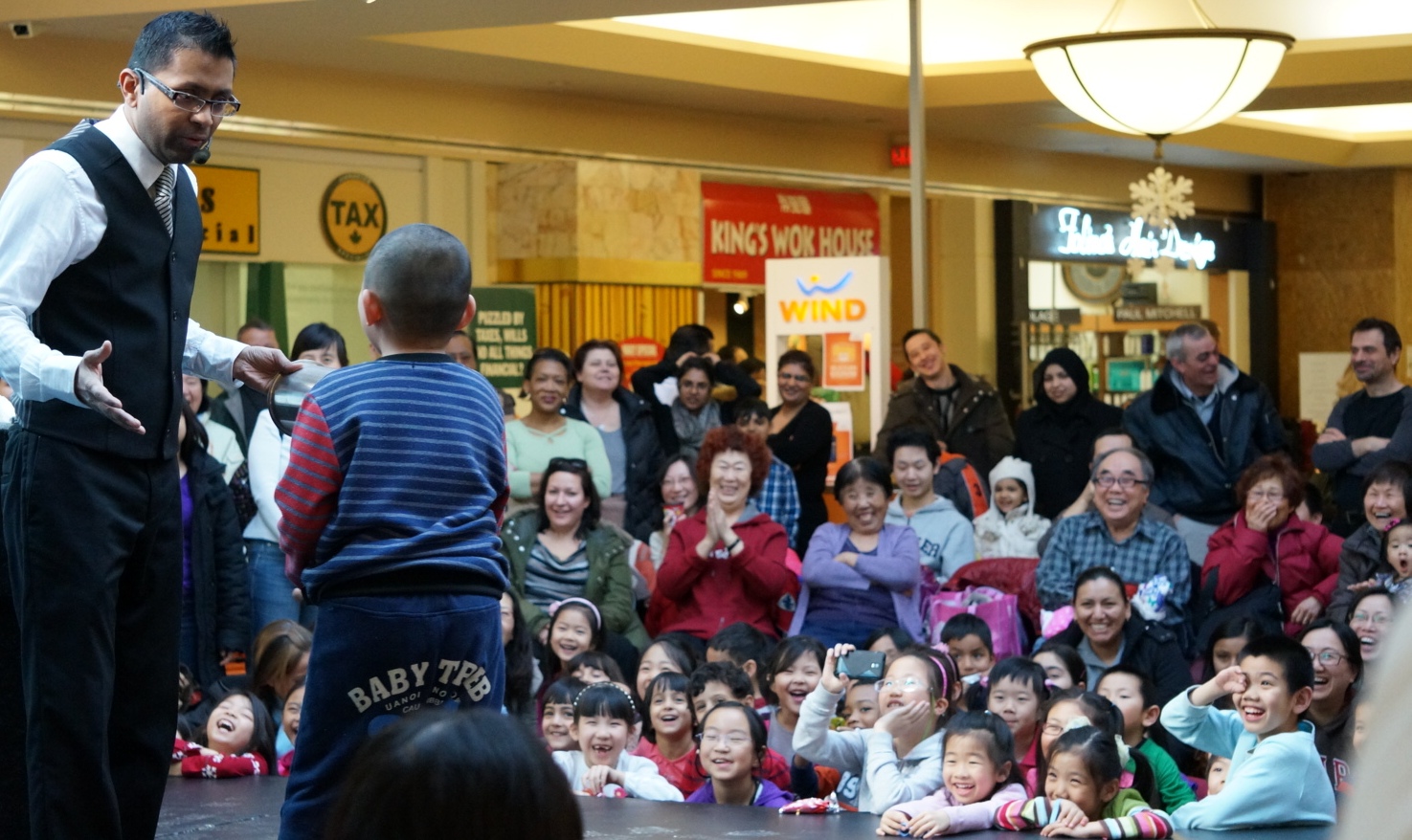Family entertainment magic show